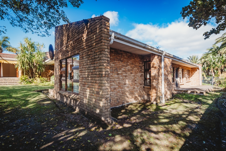 5 Bedroom Property for Sale in Camphersdrift Western Cape